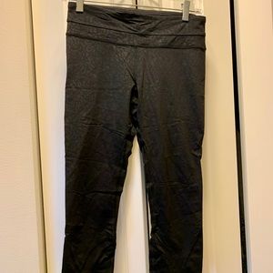 Lululemon Subtle Floral Print Capri